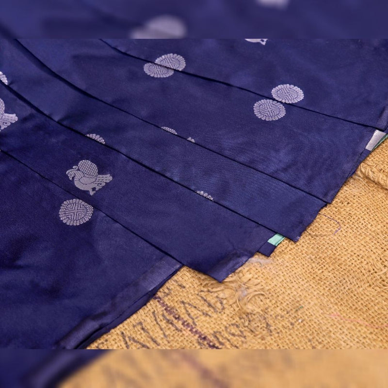 Valiba Kanchi expo Navy Blue Colored Saree With Firozi Pallu Banarasi Sari