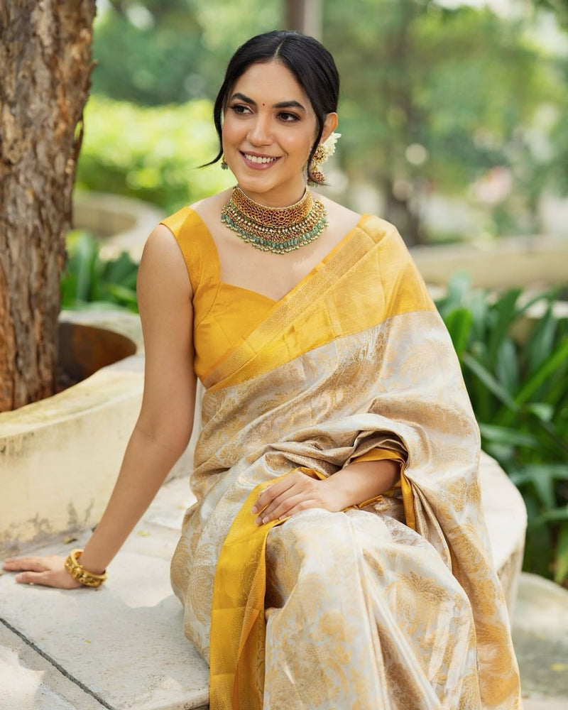 Imbrication Beige Soft Silk Saree