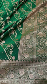 Emerald Green Banarasi Silk Saree – Woven with Royal Grace