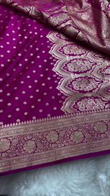 Magenta Majesty Banarasi Silk Saree – Woven with Golden Grace